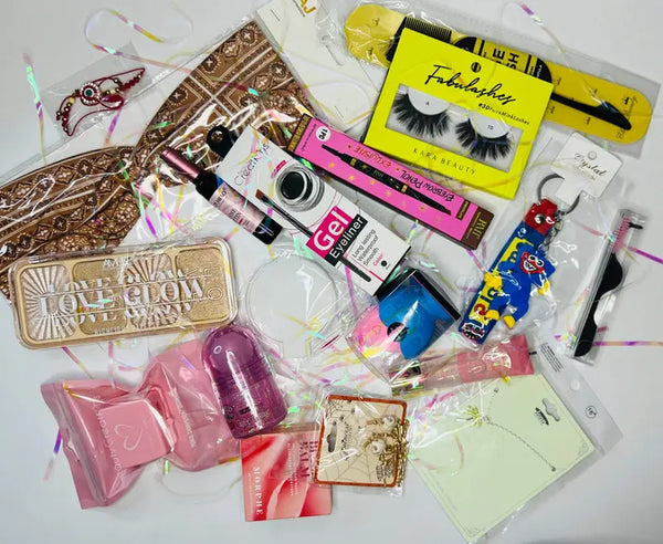 Grab Bag - ACCESSORIES, MAKEUP, LIPGLOSS, KEYCHAINS, HEADBANDS, ETC. [Tiktok]